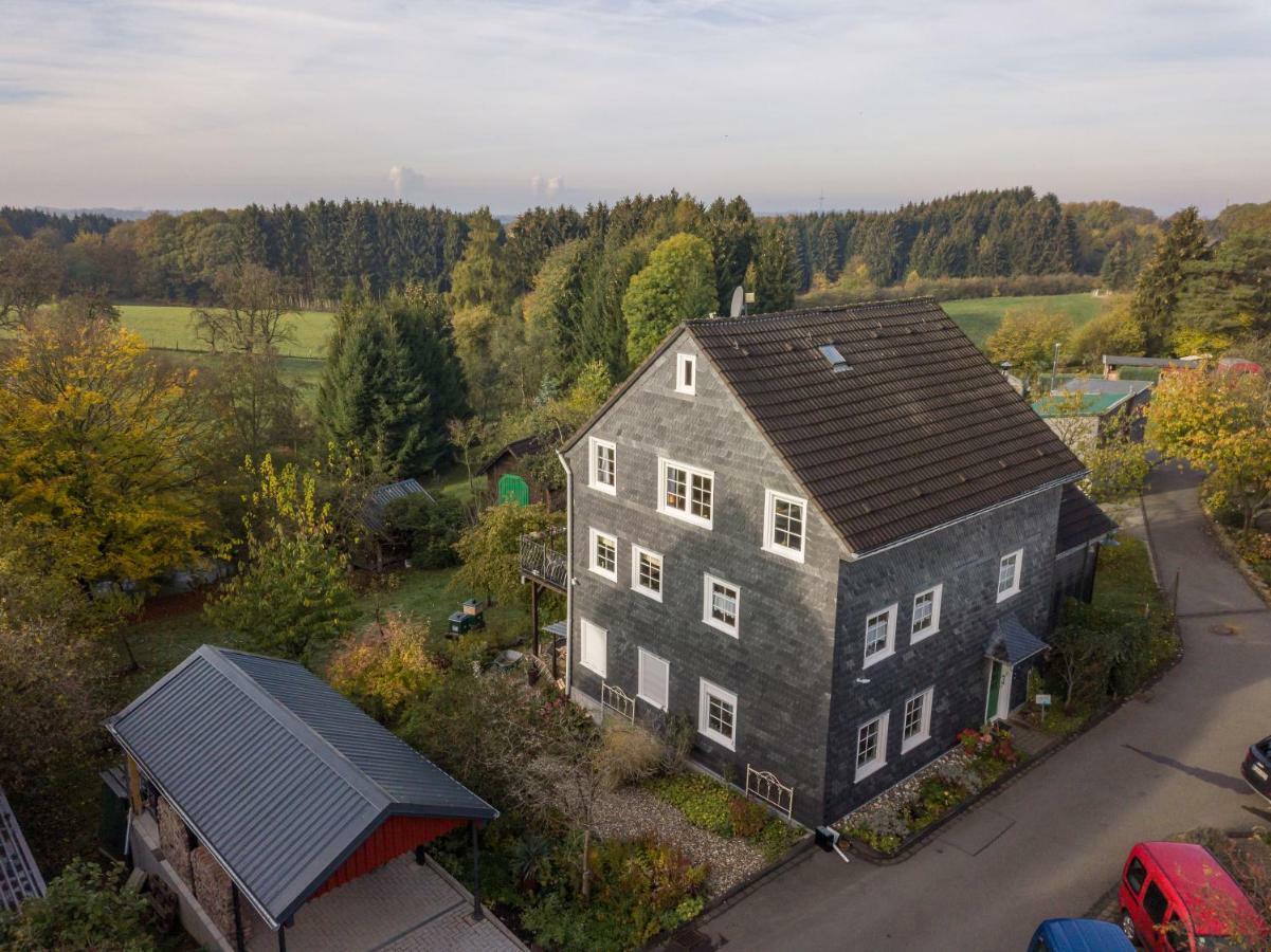 Апартаменты Zum Schieferhaus Вермельскирхен Экстерьер фото